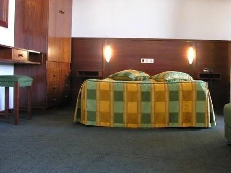Hotel Navegadores Monte Gordo