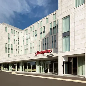 https://hampton-by-hilton-london-stansted-airport.cambridgehotelsuk.com