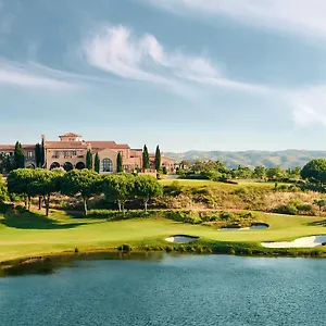Monte Rei Golf & Country Club Station touristique