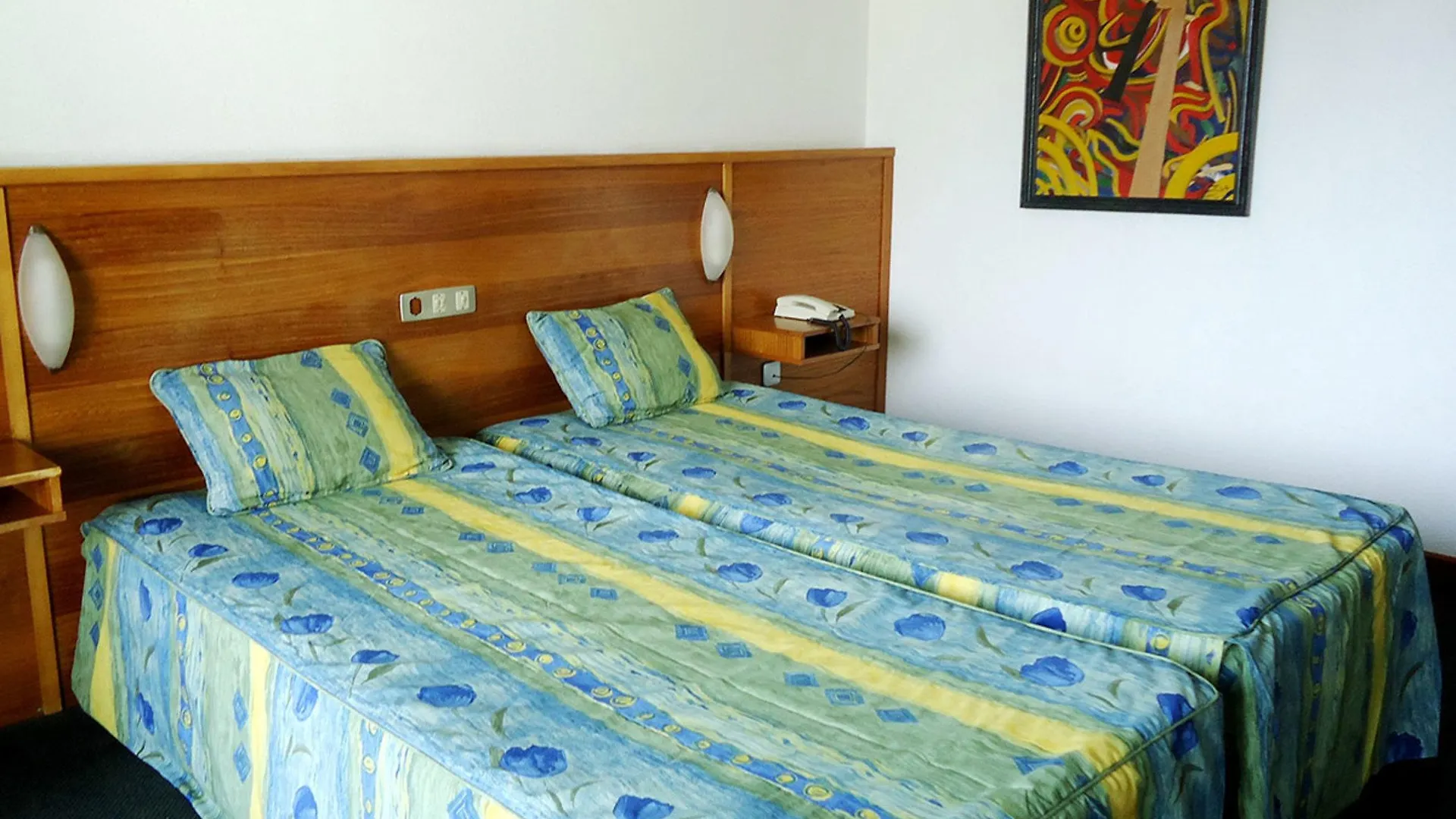 Hotel Navegadores Monte Gordo 4*,  Portugal