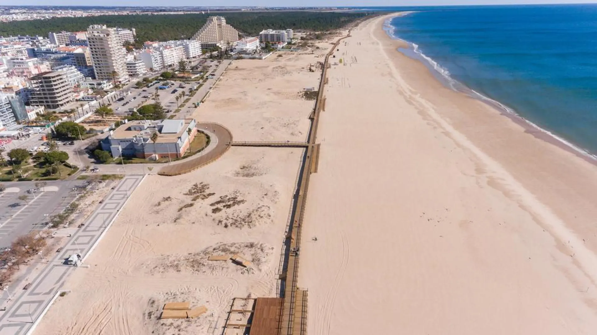 Hotel Navegadores Monte Gordo 4*,