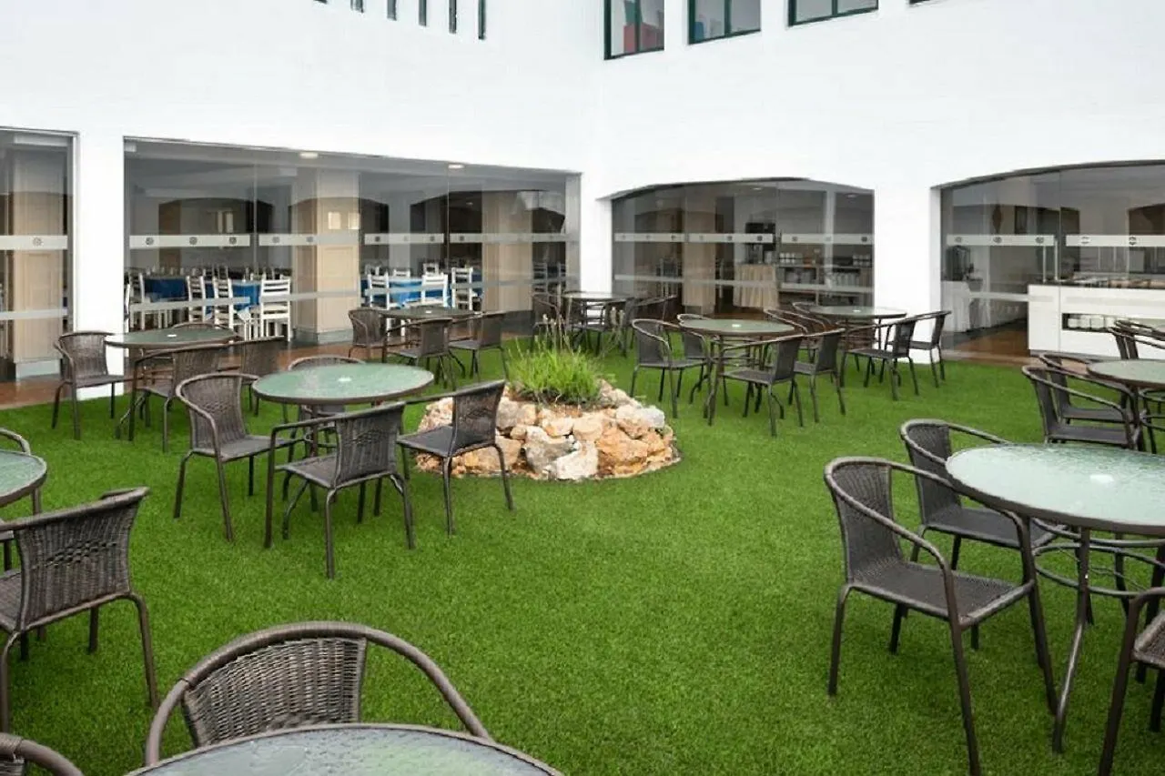 Hotel Navegadores Monte Gordo 4*,